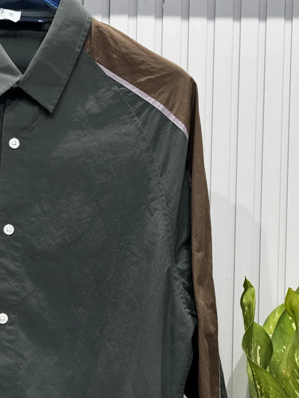 DUAL TONE STREETWEAR SHIRT - Image 2