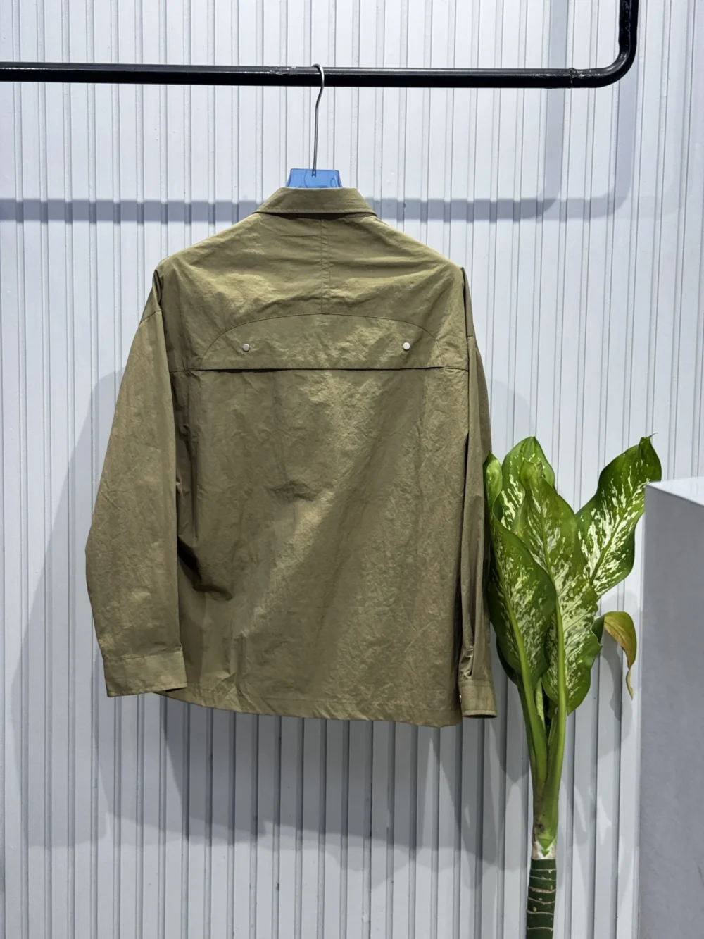 Curved Panel Edition Streetwear Shirt - Image 3