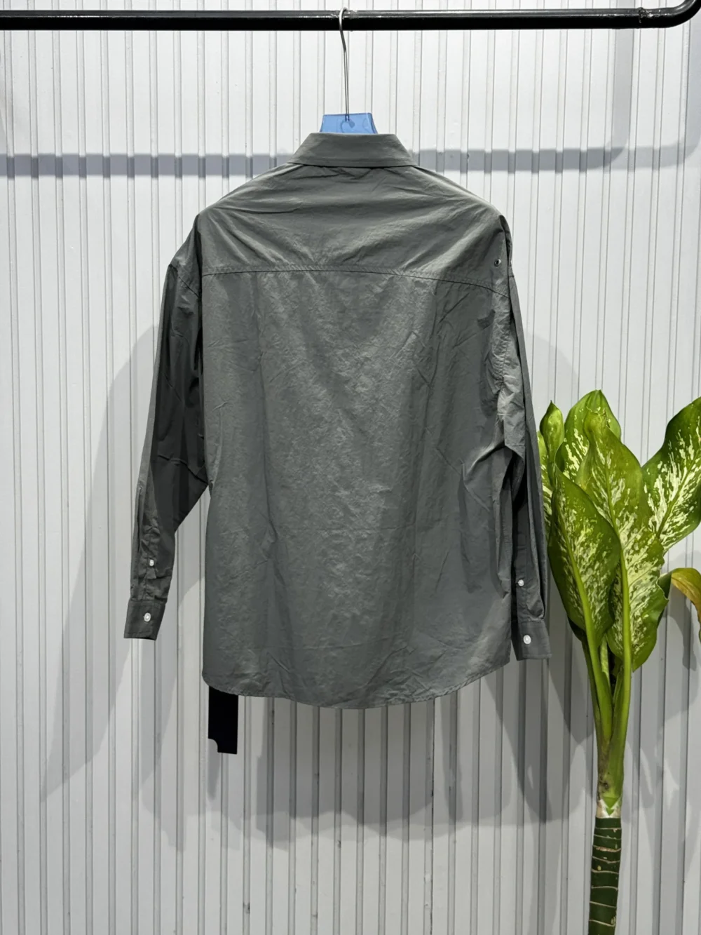 Arched Panel Edition Streetwear Shirt - Image 8