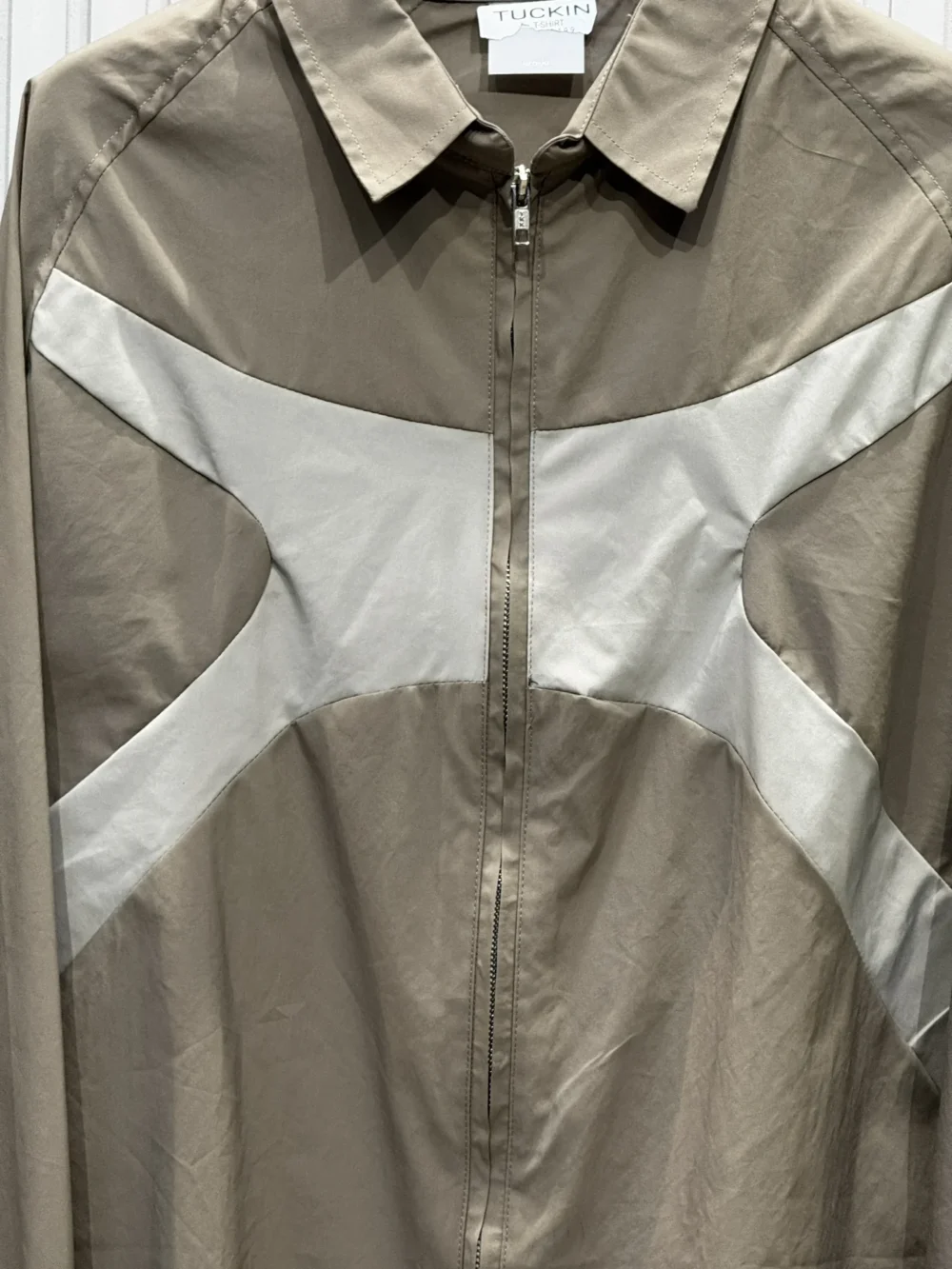 X Contrast Panel Design Shirt - Image 4