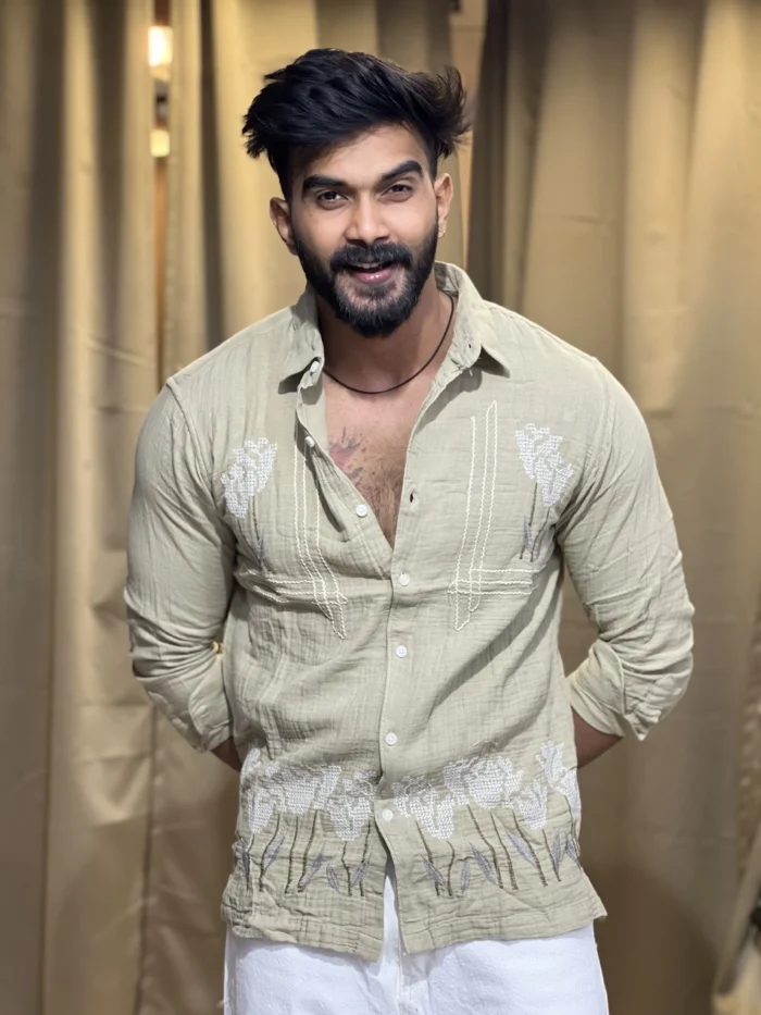 Emroidry linen blend shirt